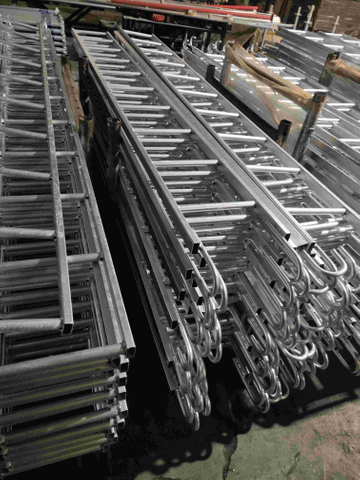 Q235 Galvanizado andaimes de aço vertical escada escada do gancho de escada para construção